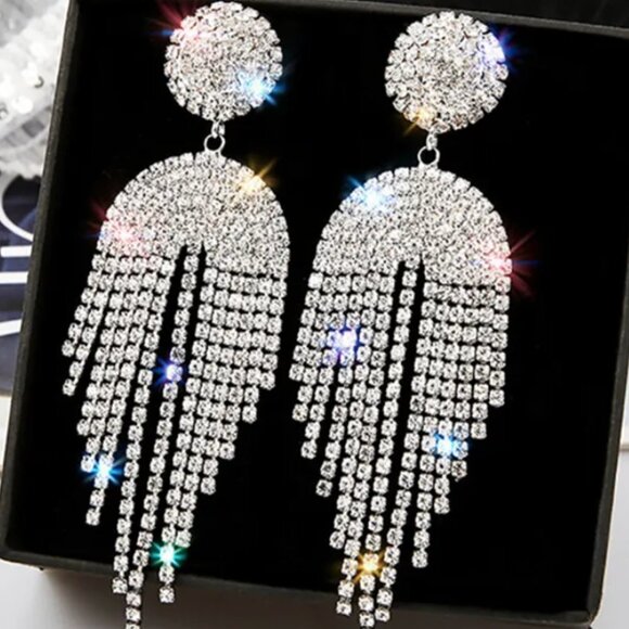Jewelry - Tassels Bling Rhinestone Earrings Fringe Dangle Dramatic Club Holiday Party